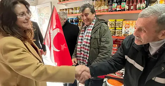 CHP'li Özer Yahyalı'da esnafla buluştu