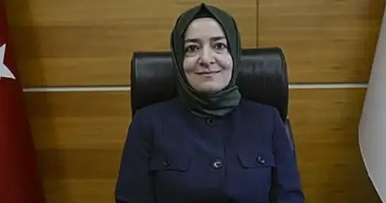 Fatma Betül Sayan Kaya görevlerinden affını istedi
