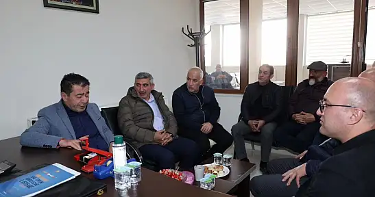 Kayseri'de çiçeği burnunda başkana ziyaret!