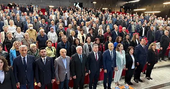 Yeni Parti Kayseri'de olaylı kongre: Başkan yarın belli olacak!