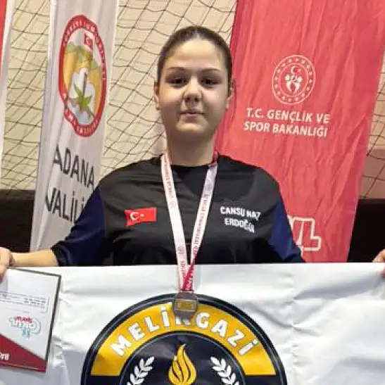 Kayserili lise öğrencisi Cansu Naz Türkiye ikincisi oldu