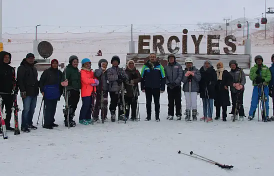 Kayakseverler Müjde! - Erciyes'te Sezon Başladı