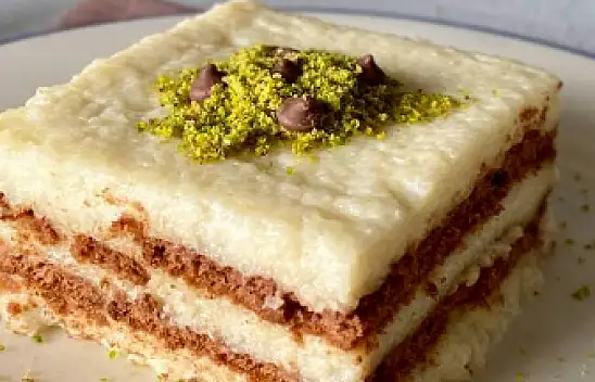 10 Dakikada Hazırlanan Bisküvili Tatlı Tarifi!