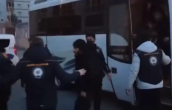 24 Kişi Yakalandı!