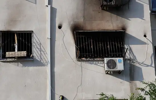 Adana'da apartman dairesinde yangın çıktı! - Anne ve oğlu hayatını kaybetti!