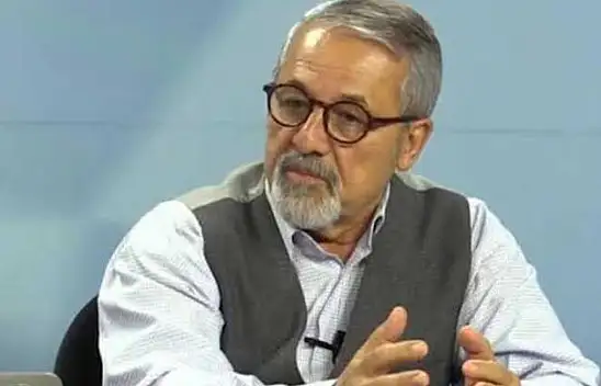 Adana'da meydana gelen deprem Naci Görür'ün o sözlerini akıllara getirdi!