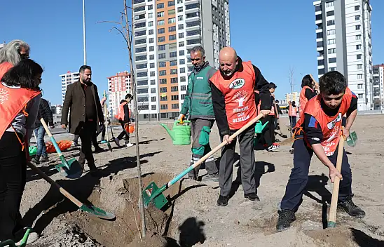 Ahmet Çolakbayrakdar'dan Gelecek Nesillere Miras