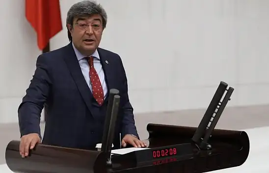 AK Parti'ye katılan Dursun Ataş'a ilk destek mesajı kimden geldi?