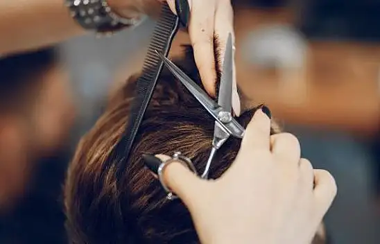 Artık herkes kendi kendisinin kuaförü olacak - Berberler keyfi zam yapıyor!