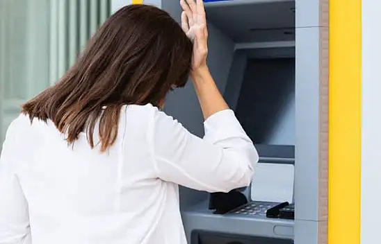 ATM'den para çekerken dikkat! Sizin de başınıza gelebilir!