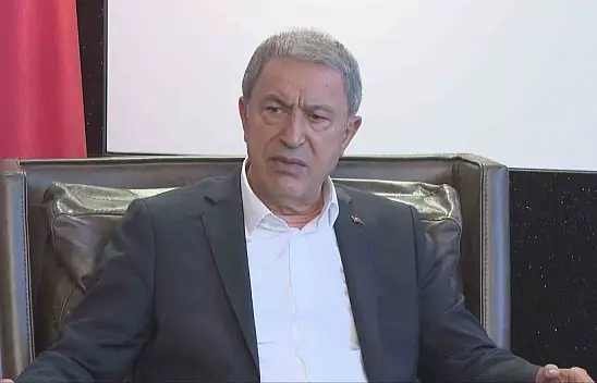 Bakan Akar: 'Mehmetçik teröristlerin girilemez dediği kaleye girdi'