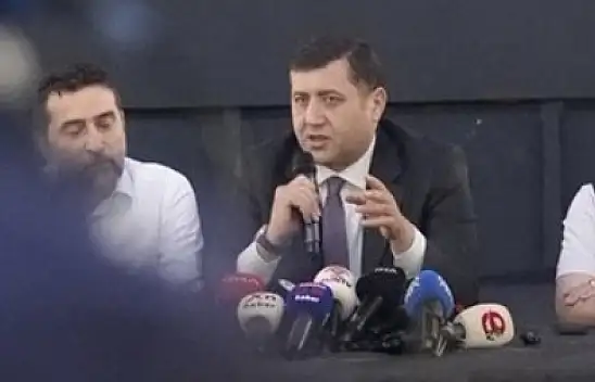 Baki Ersoy'dan gece yarısı Kayserispor mesajı: Buldular, yine deneriz