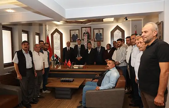 Baki Ersoy, muhtarların ve vatandaşların taleplerini dinledi