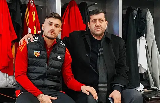 Baki Ersoy soyunma odasında Dorukhan Toköz'e kırmızı kartı sordu