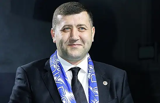Baki Ersoy yakışanı yaptı!