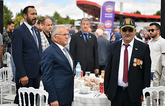 Başkan Büyükkılıç Gaziler ile bir araya geldi