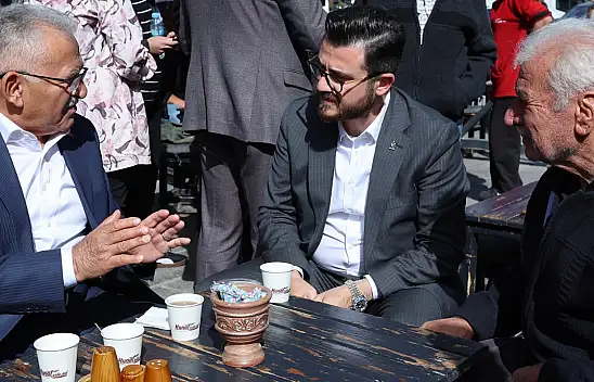 Başkan Büyükkılıç, Hunat'ta esnaf ziyareti gerçekleştirdi!