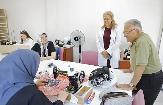Başkan Büyükkılıç, KAYMEK kursiyerlerleriyle buluştu