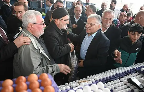 Başkan Büyükkılıç, Pazar Esnafıyla Buluştu