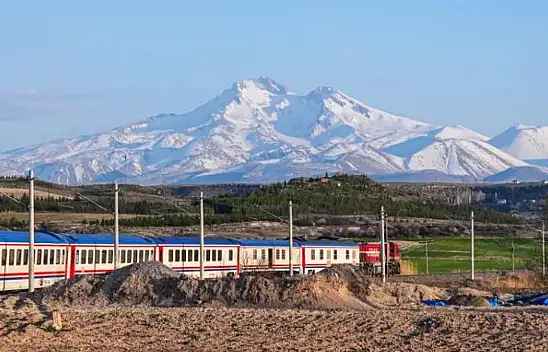 Bayram bitti, yola çıkıyor - 19 Nisan'da Kayseri'ye geliyor!