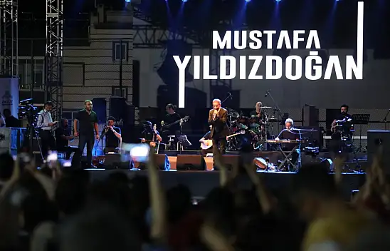 Beklenen festivalde coşkulu açılış!