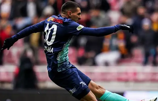 Bourabia ilk golünü attı!