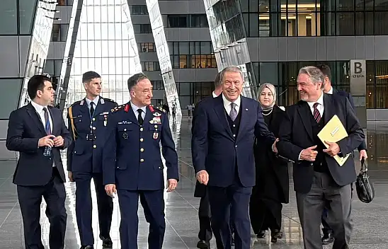 Brüksel'de kritik zirve: Hulusi Akar'dan dikkat çeken mesaj!