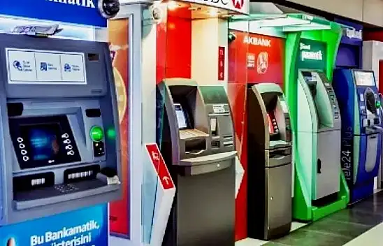 Bu bankada parası olanlar dikkat – Şubelerini tek tek kapatıyor!