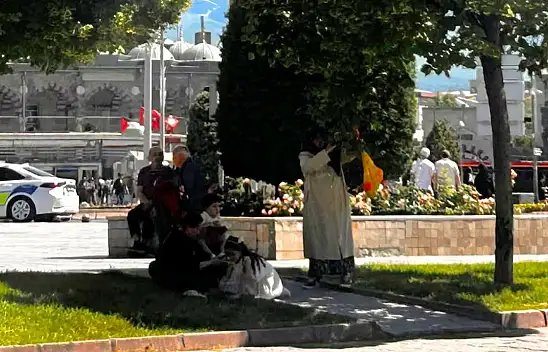 Bu kez faydalarıyla değil fiyatıyla gündeme geldi: Kayserililer çareyi park ve bahçelerde buldu