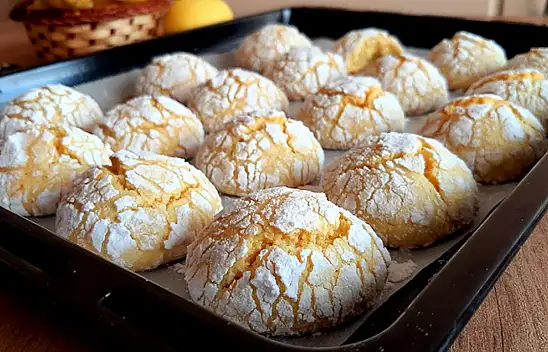 Bu Tarifte Yağ Yok! – Limonlu Çatlak Kurabiye – Az Malzemeli Tarifler