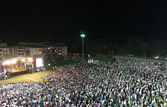 Bugün sevilen festivale hangi isim geliyor?
