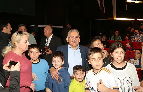 Büyükkılıç çocuk tiyatrosuna katıldı!