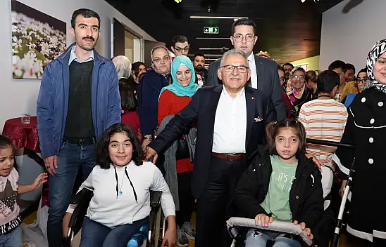 Büyükkılıç engellilere yönelik projeleri bir bir sıraladı!