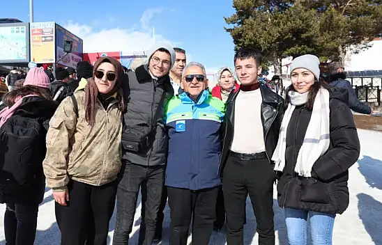 Büyükkılıç Erciyes'teki Kış Festivalinde