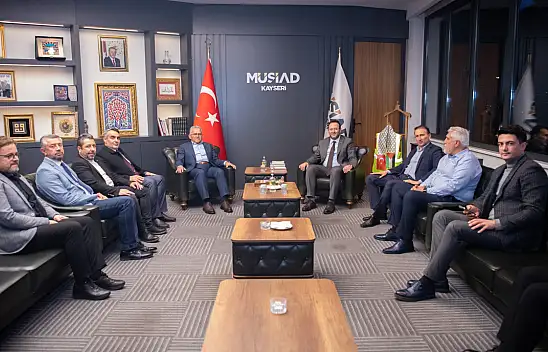 Büyükkılıç iş insanları ile bir araya geldi!