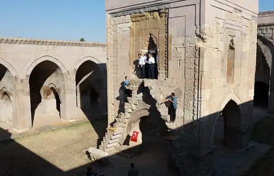 Büyükkılıç'tan turizm iddiası!