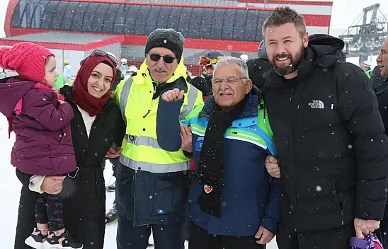 Büyükkılıç, Kayakseverlerle Erciyes'te