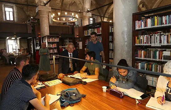 Büyükşehir kütüphaneleri yarıyıl tatilinde öğrencilerin hizmetinde...