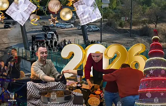 Cam Teras dün gece eğlenceye doydu! İşte o görüntüler!