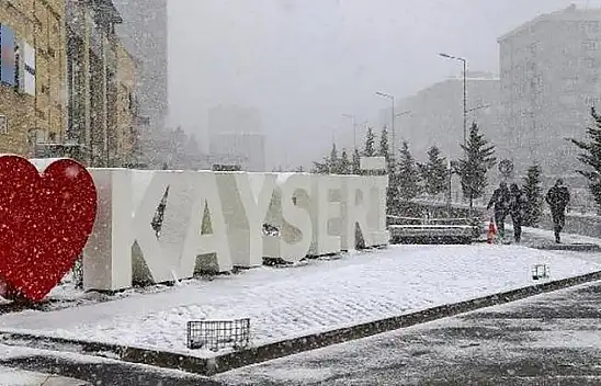 Çarşamba günü 50 ile kar uyarısı: Kayseri'de de sürecek mi?