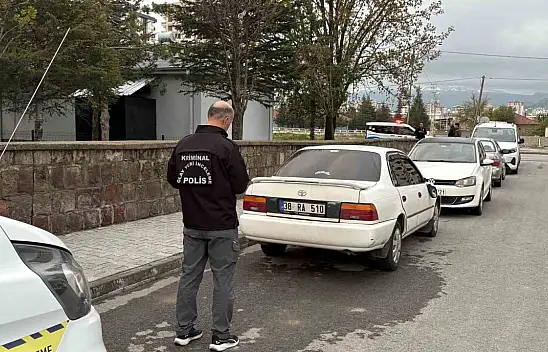 Kayseri'de 'çakmak isteme' meselesinden çıkan kavganın cinayet şüphelileri bulundu!