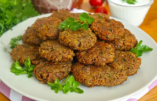 Çocuklar İçin Besleyici Tarifler - Yeşil Mercimek Köftesi