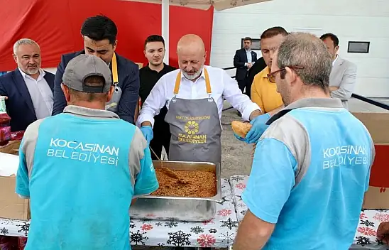 Çolakbayrakdar'dan belediyecilik iddiası