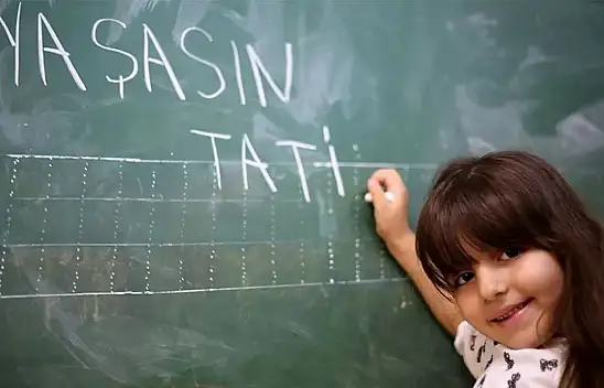 Cuma günü okullar tatil!