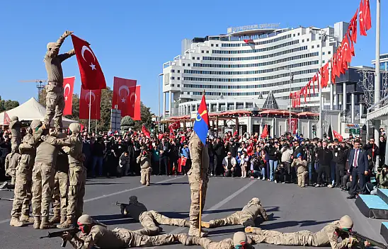 Cumhuriyet Bayramı Kayseri'de coşkuyla kutlandı!
