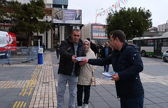 Cumhuriyet Meydanı'nda dikkat çeken hediye!