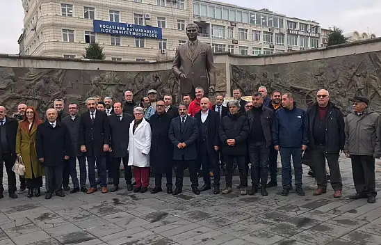 Cumhuriyet Meydanı'nda tören!