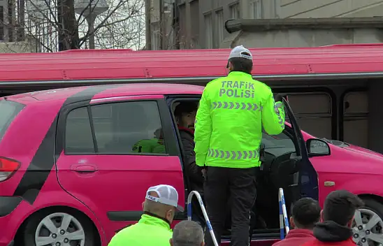 Cumhuriyet Meydanı'nda uygulamalı denetim!