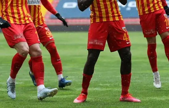 Daha beceriksizi daha kötüsü gelmedi - Tarihe geçti - Kayserispor haberleri