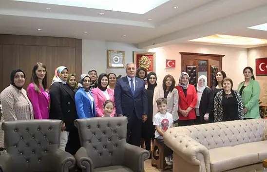 Demirezen'e ziyaretçi akını...